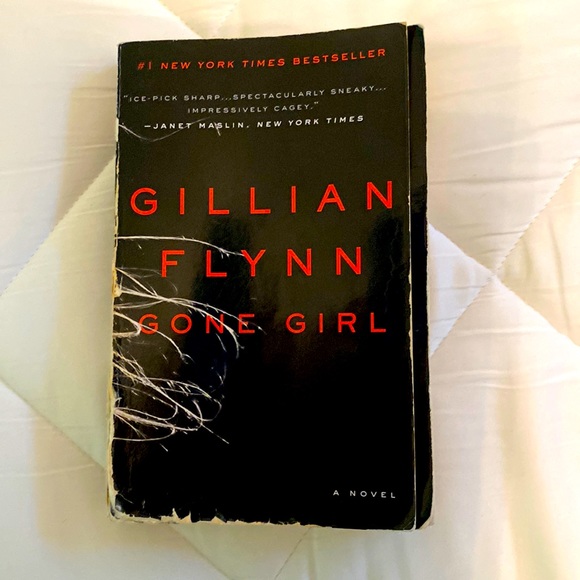Gone Girl by Gillian Flynn - Picture 1 of 2